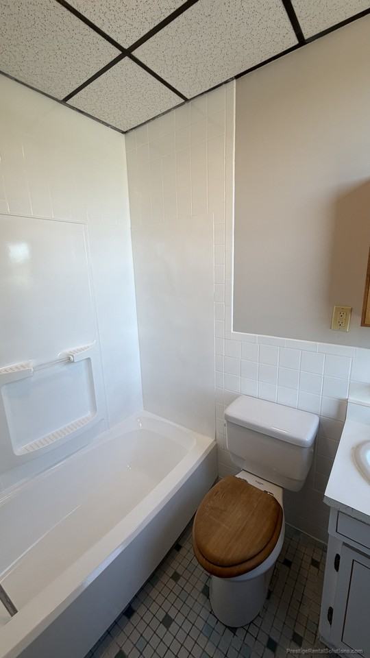 149 Main St #4 - Photo 6 of 12