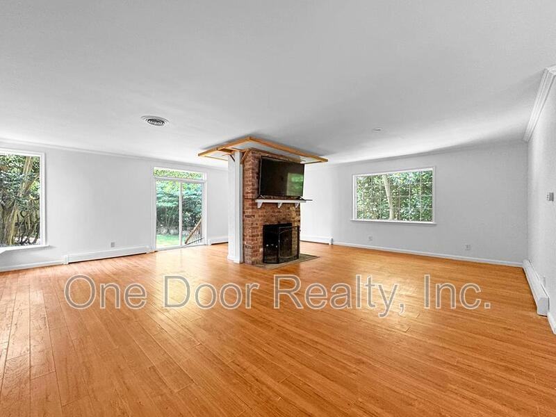 712 Powell St - Photo 2 of 30