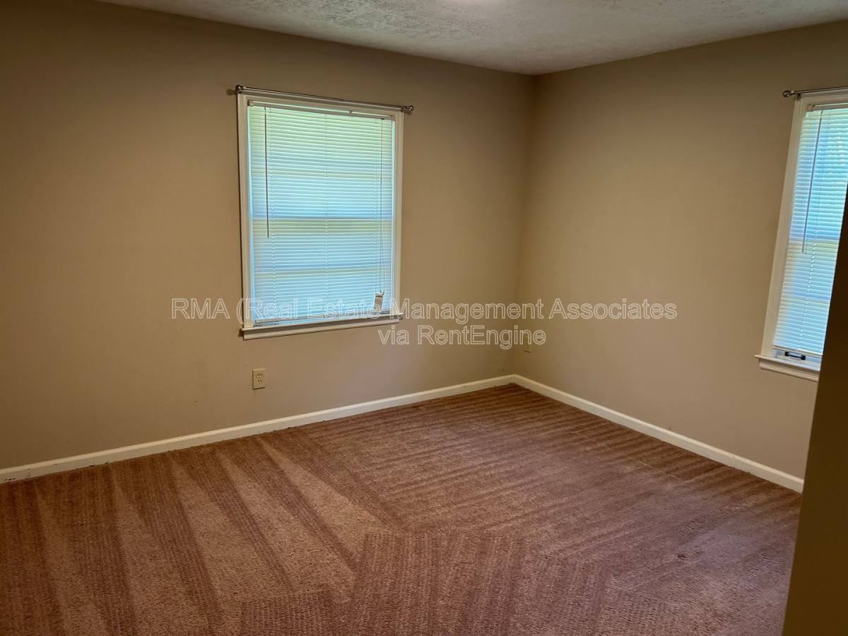 764 Cheatham Rd - Photo 2 of 7