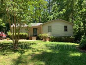 1506 Macdonald Ave - Photo 1 of 1