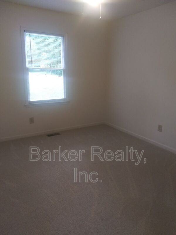 1506 Macdonald Ave - Photo 6 of 6