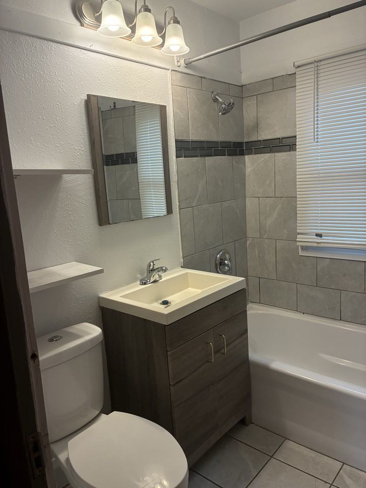 4839A N 18th St #4839AN18th - Photo 5 of 5