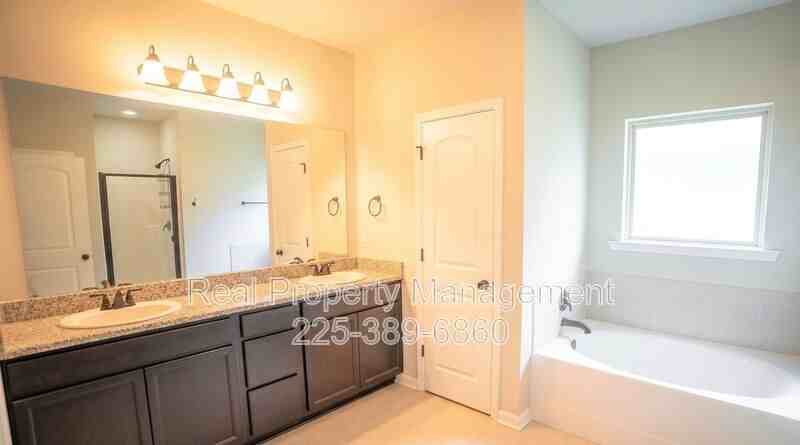 1870 Oakwood Dr - Photo 6 of 11
