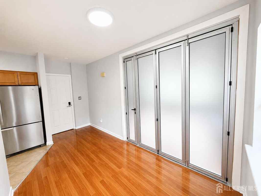 50 Davidson Rd ##A - Photo 3 of 10