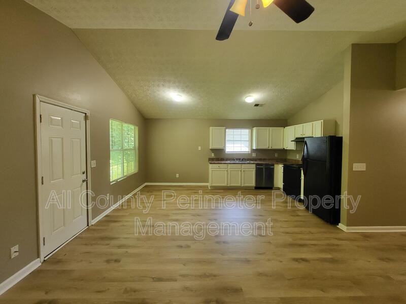 3428 Homeward Trl - Photo 4 of 12