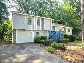 3172 Carmel Dr - Photo 1 of 1