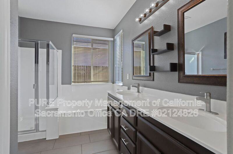 1518 Sandmark Dr - Photo 3 of 50