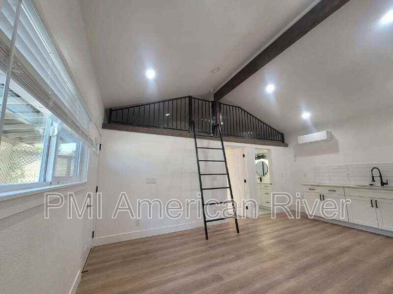 4841 Minnesota Ave #A - Photo 2 of 8