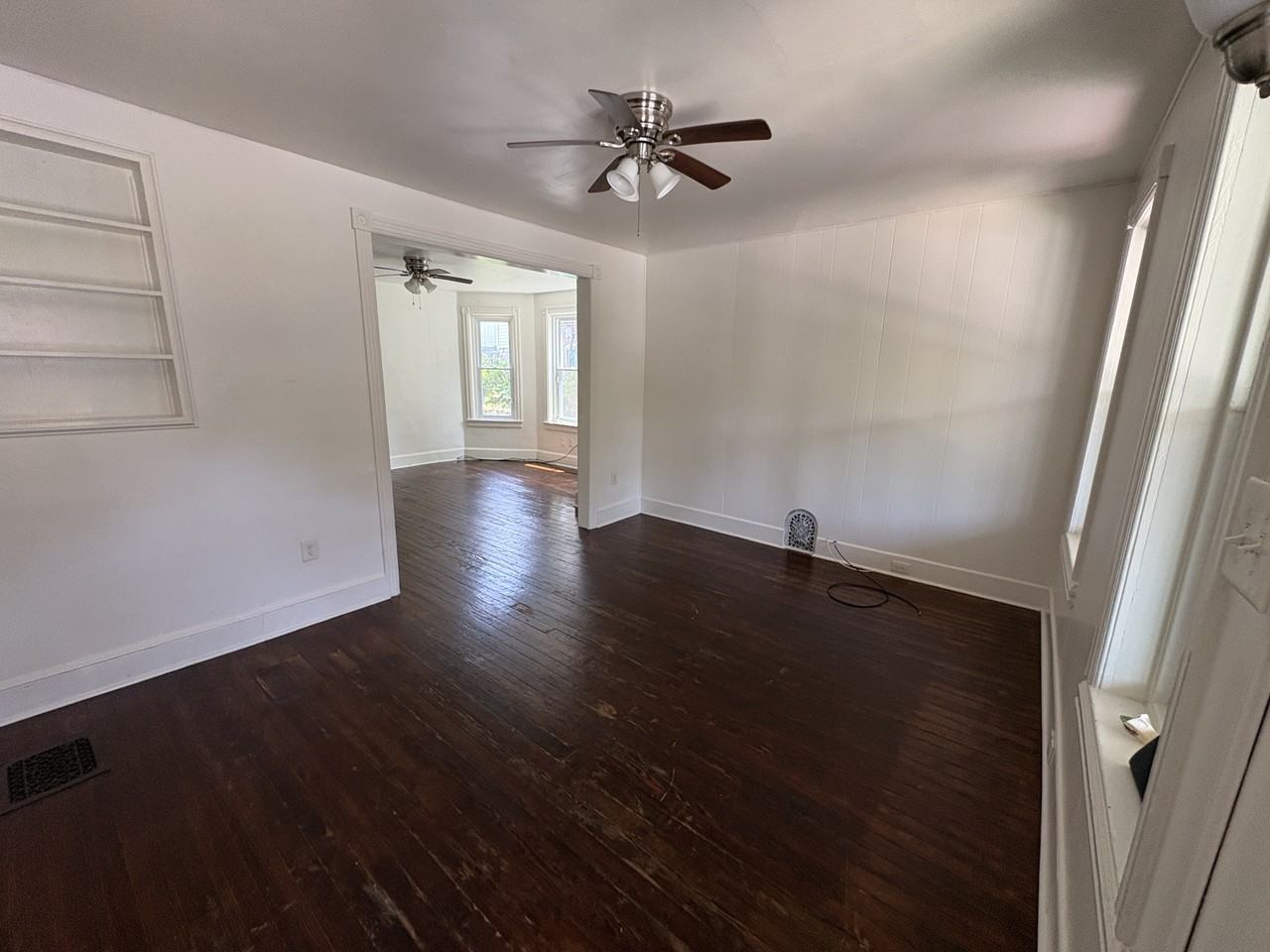 137 Woodland Ave - Photo 3 of 21