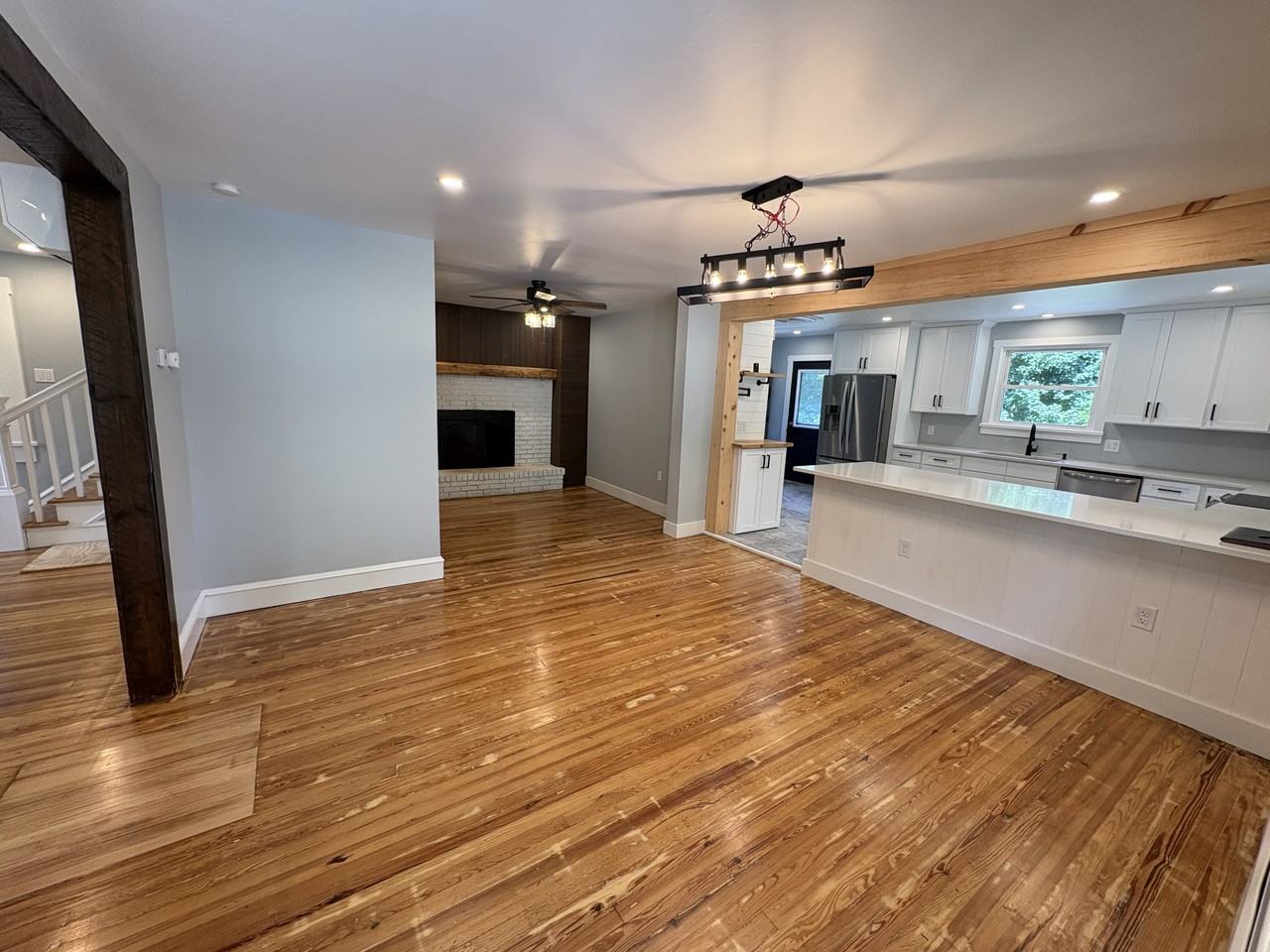 424 Wagontown Rd - Photo 4 of 28