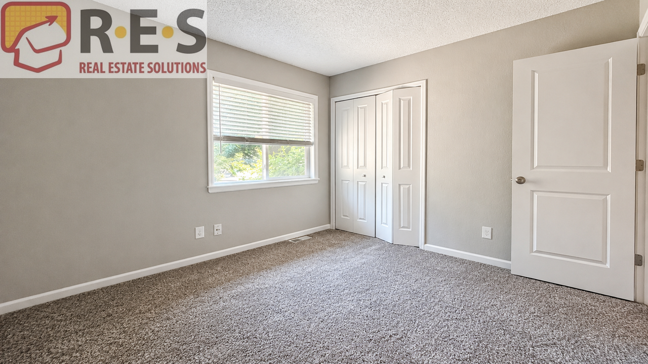 3470 Fair Dawn Dr - Photo 5 of 17