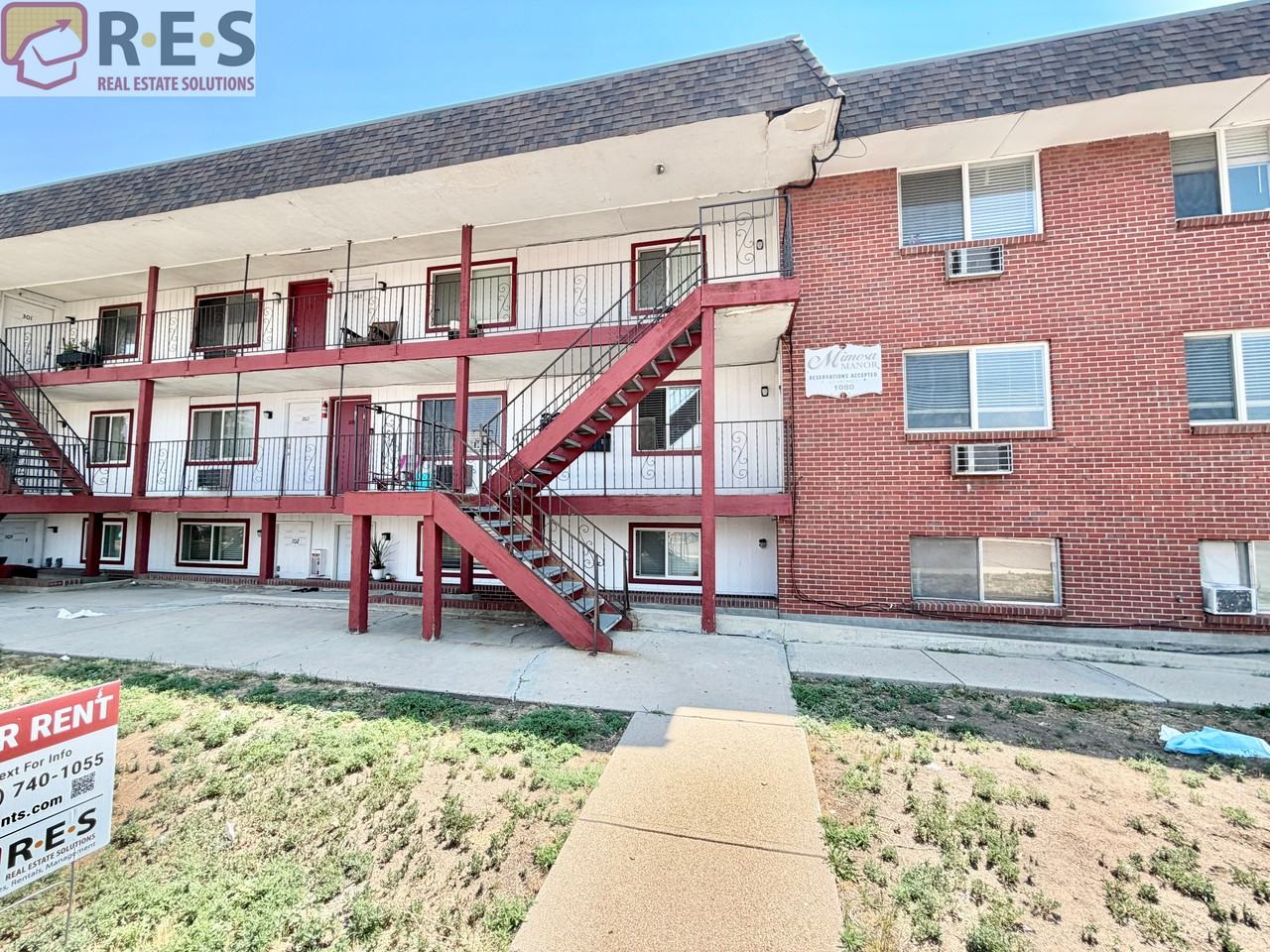 1080 S Eliot St #204