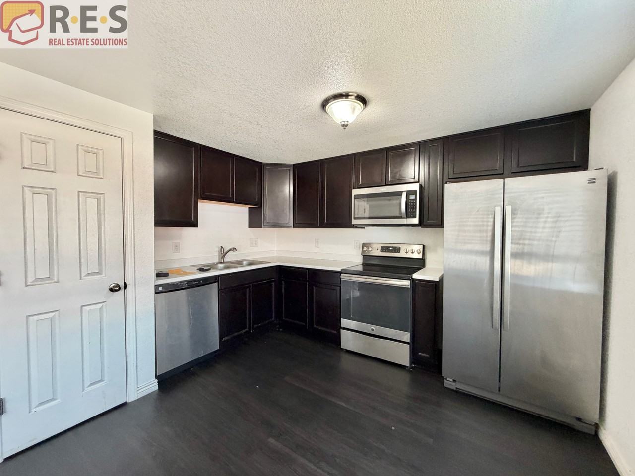 1080 S Eliot St #204 - Photo 4 of 8