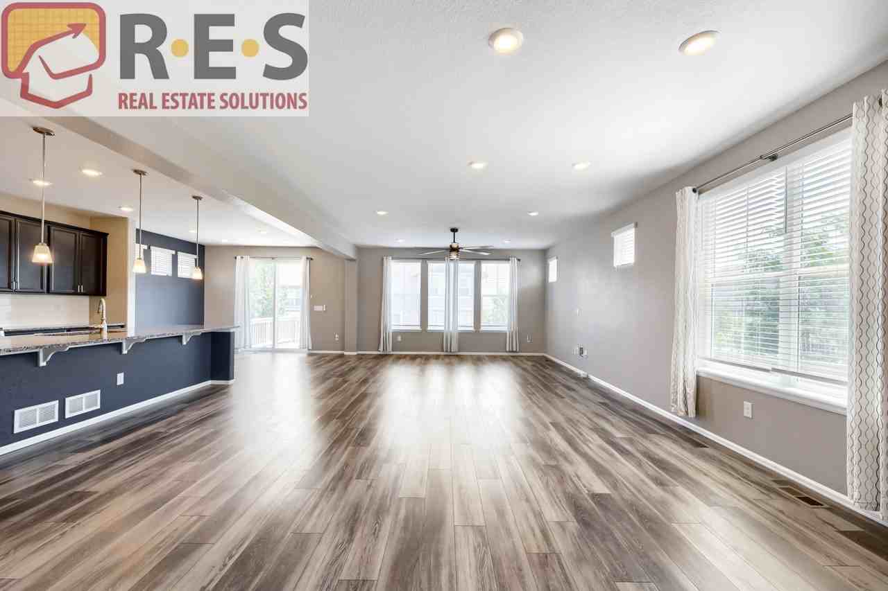 3260 Jonquil St - Photo 7 of 11