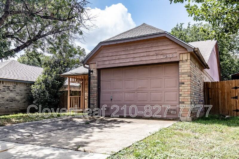11322 Potter Vly - Photo 3 of 31