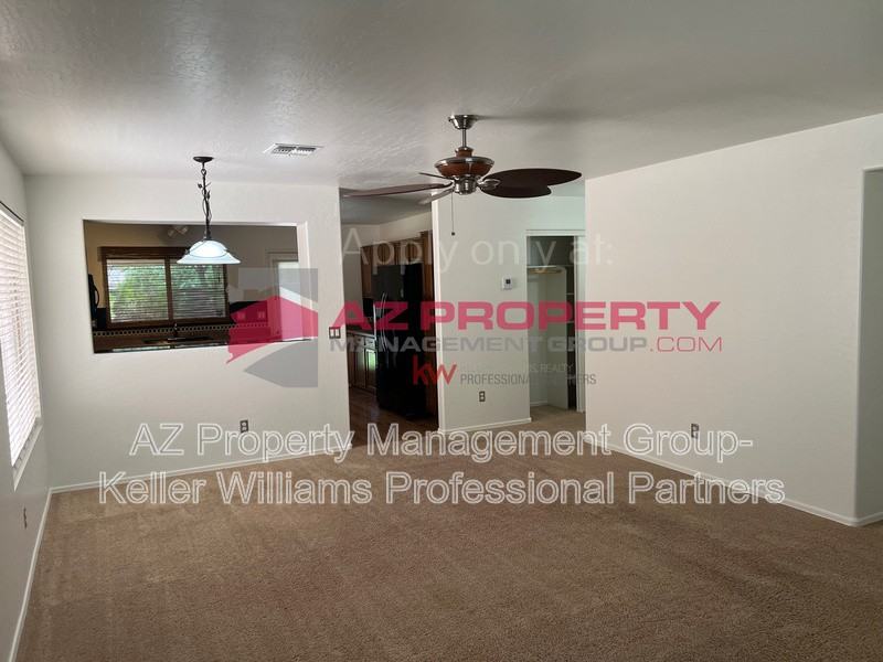 13733 W Berridge Ln - Photo 5 of 15