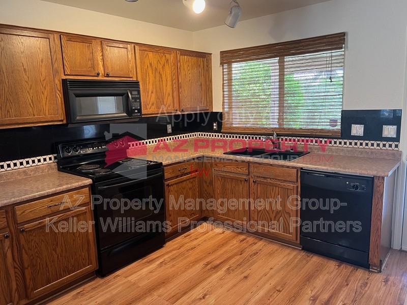 13733 W Berridge Ln - Photo 7 of 15