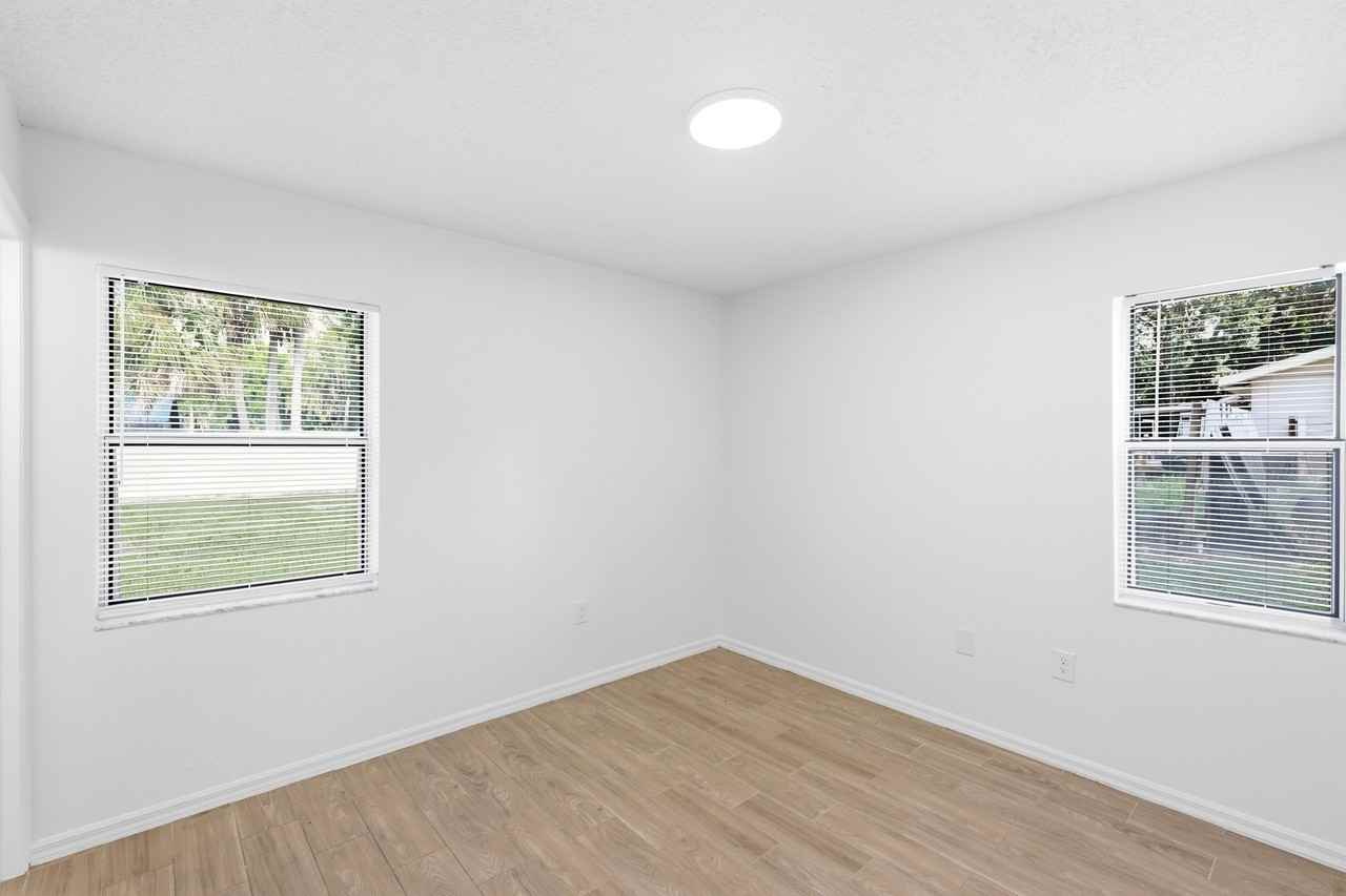 30850 Cherokee Ave - Photo 6 of 13