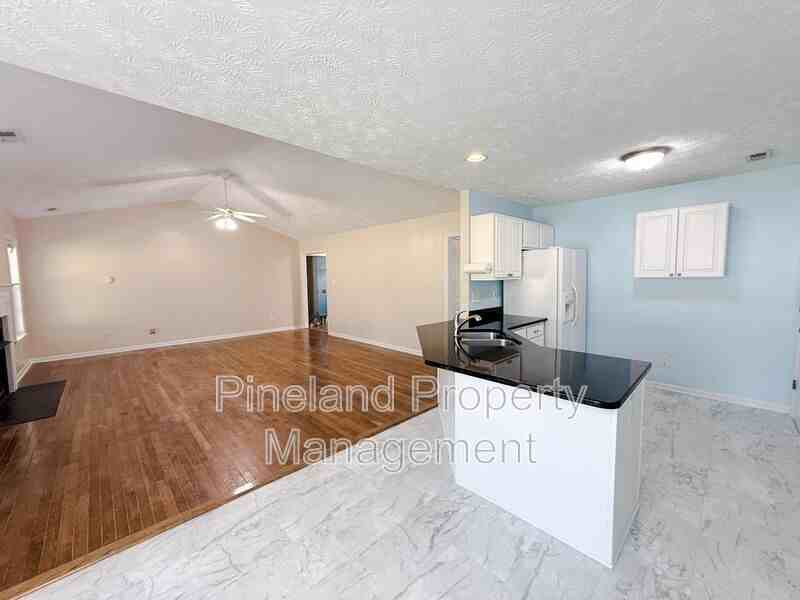 219 Woodland Dr - Photo 7 of 24