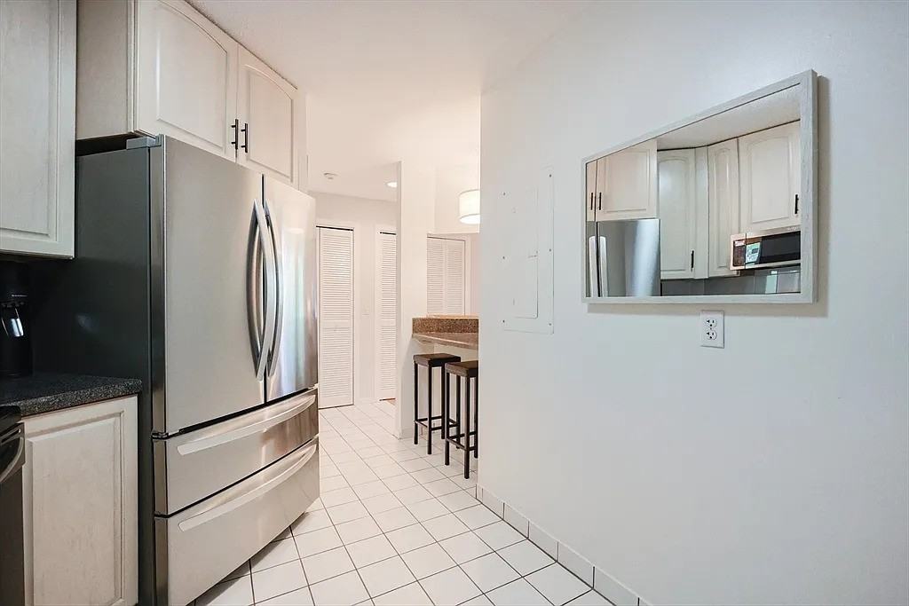 51 Pettee St #13 - Photo 5 of 24