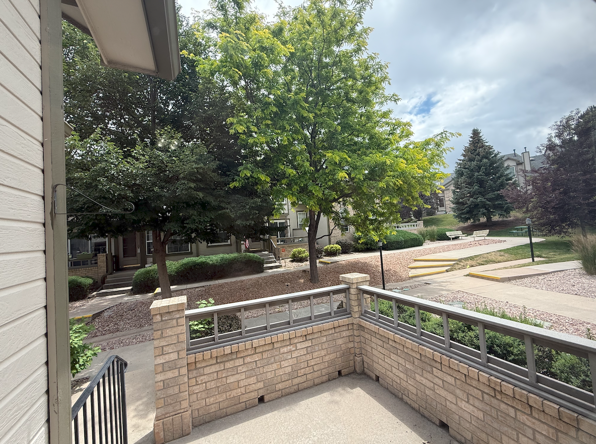 5965 Cowboy Hts - Photo 3 of 47