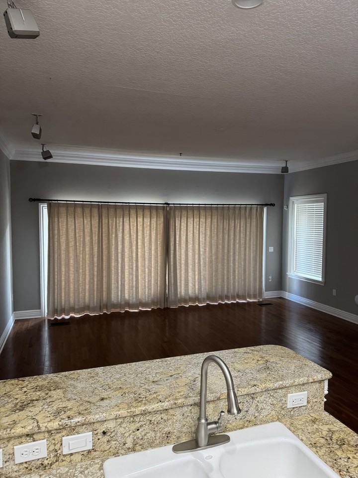 137 3rd Ave S #DR - Photo 5 of 19