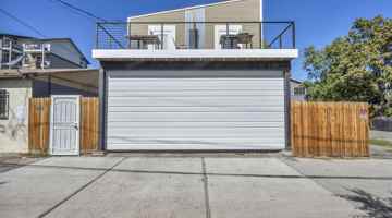 featured image of 442 E 7th St #NA
