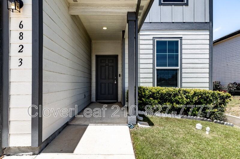 6823 Ashcat - Photo 4 of 38