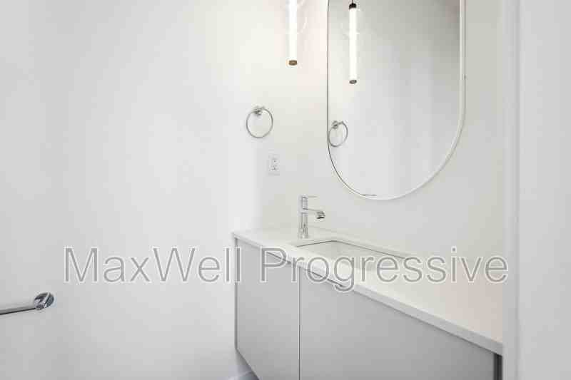 11109 51 St Nw #MAIN - Photo 2 of 21