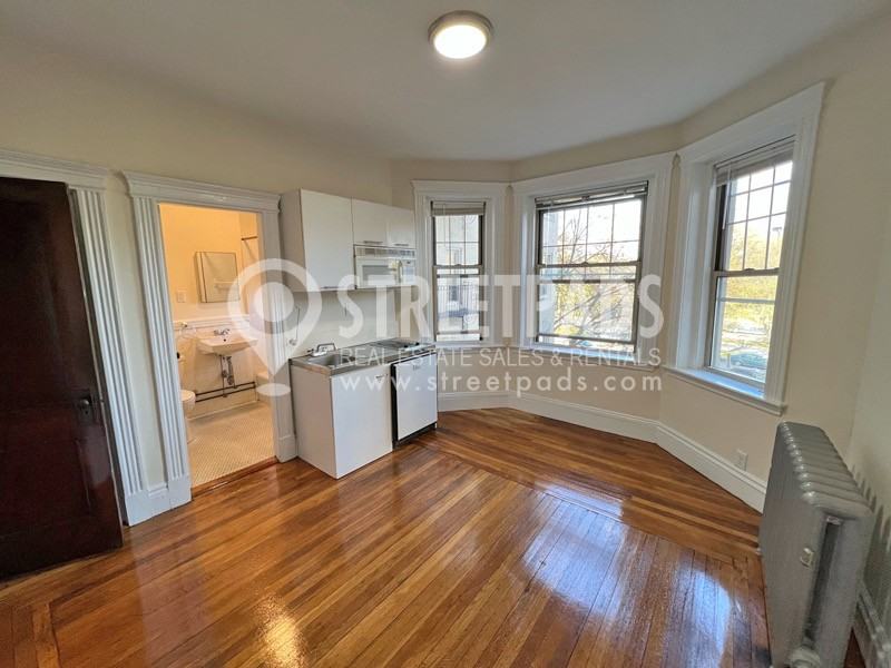 27 Park Drive #10 - Photo 2 of 12