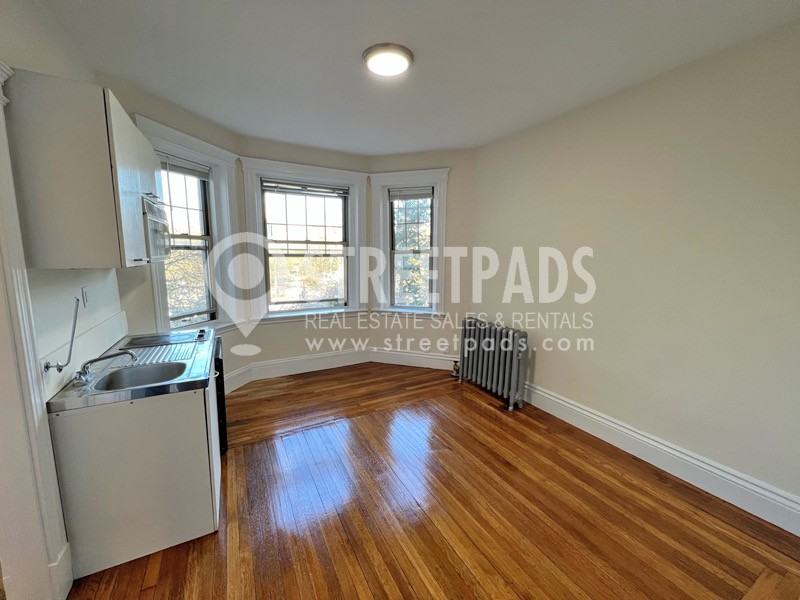 27 Park Drive #10 - Photo 6 of 12