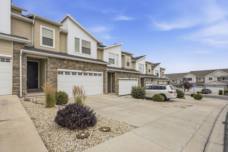 4428 W Hill Shadow Way #1 - Photo 4 of 50
