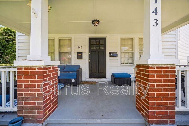 143 Maryland Ave #3 - Photo 3 of 10