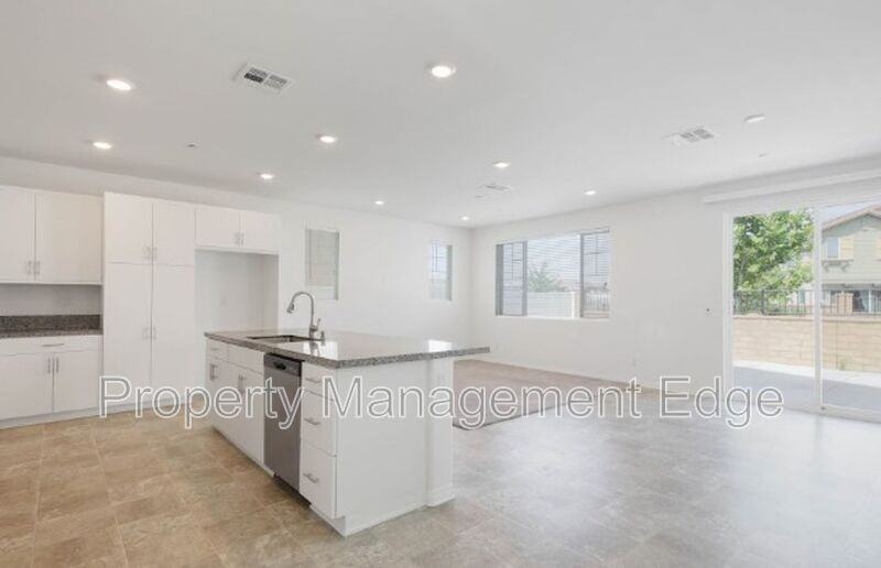 30183 Sunset Pier Dr - Photo 5 of 21