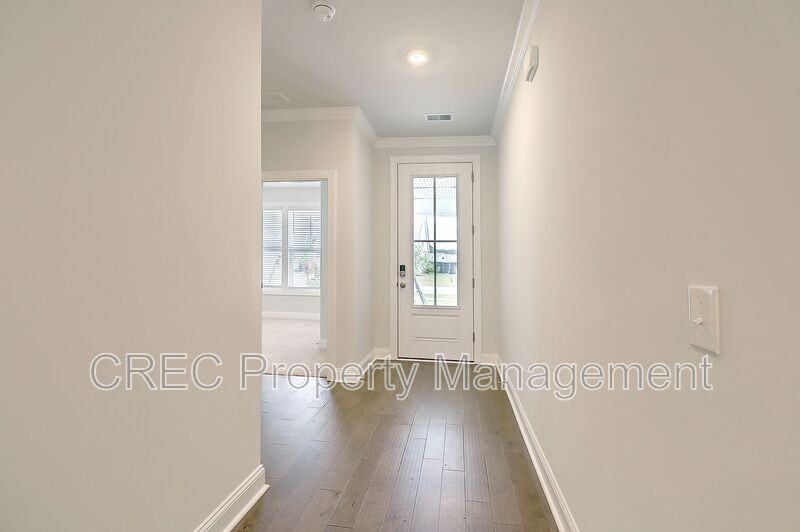 166 Whaler Ave - Photo 3 of 36