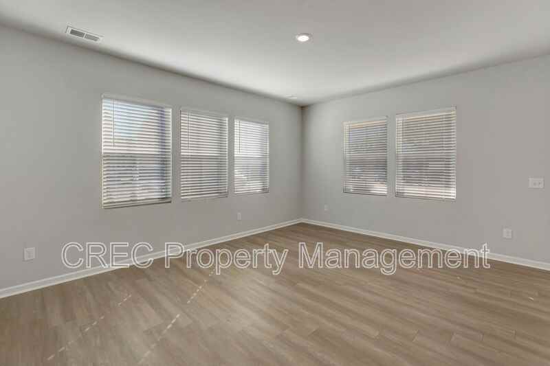 1465 Central Ave - Photo 7 of 28