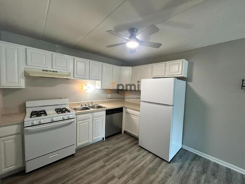 105 Harrington Ave #9 - Photo 2 of 10