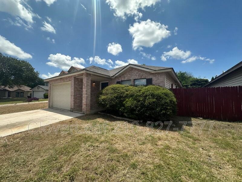 9714 Frost Plain Dr - Photo 2 of 26