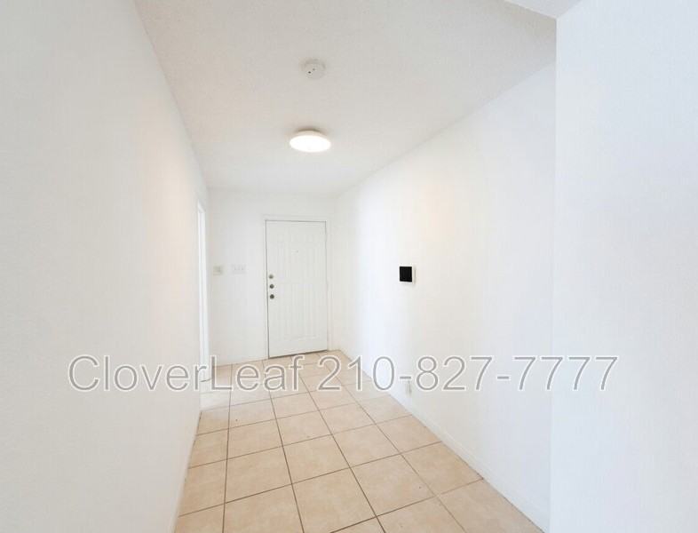 9714 Frost Plain Dr - Photo 6 of 26