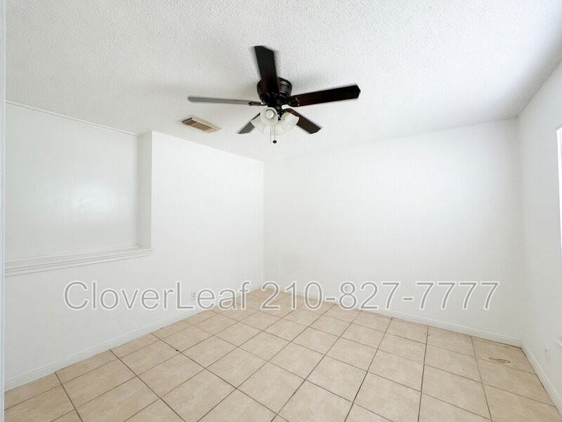 9714 Frost Plain Dr - Photo 7 of 26