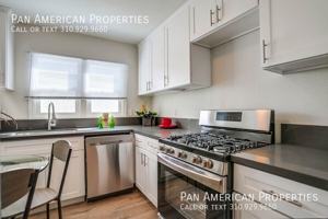 featured image of 2466 Cedar Ave