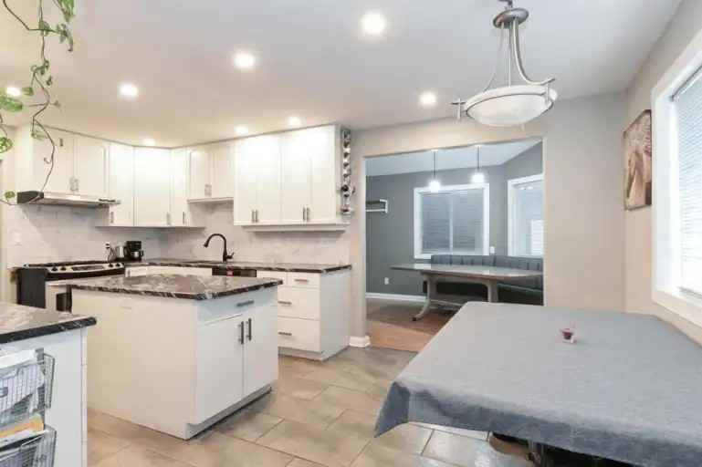17163 58 Ave - Photo 3 of 21