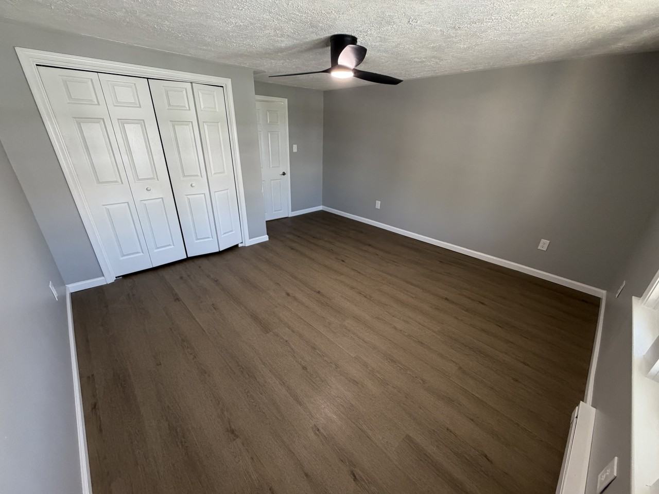 730 Boulevard Ave #2ndFL - Photo 5 of 8