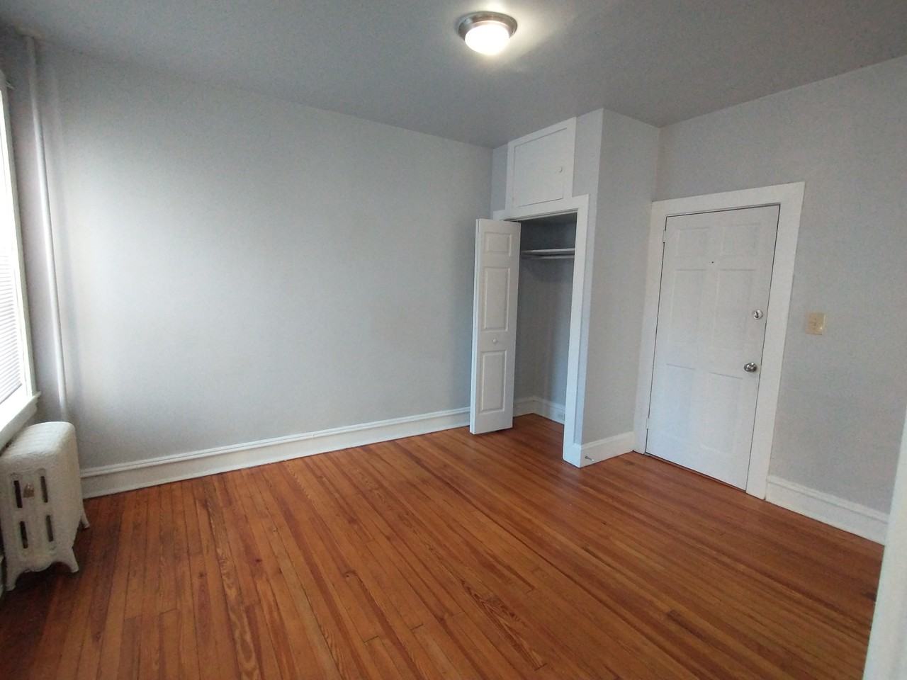 307 Dolphin St #3E - Photo 3 of 14