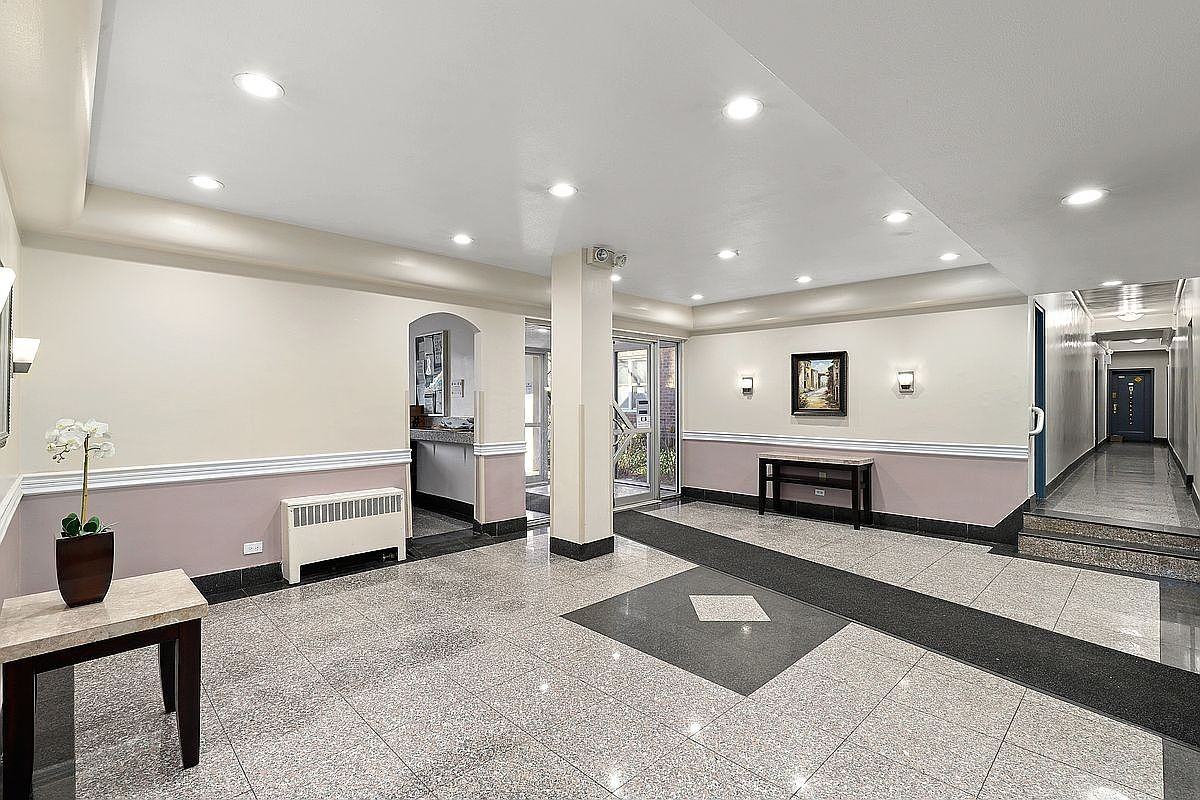 640 W 231st St #6F - Photo 5 of 13
