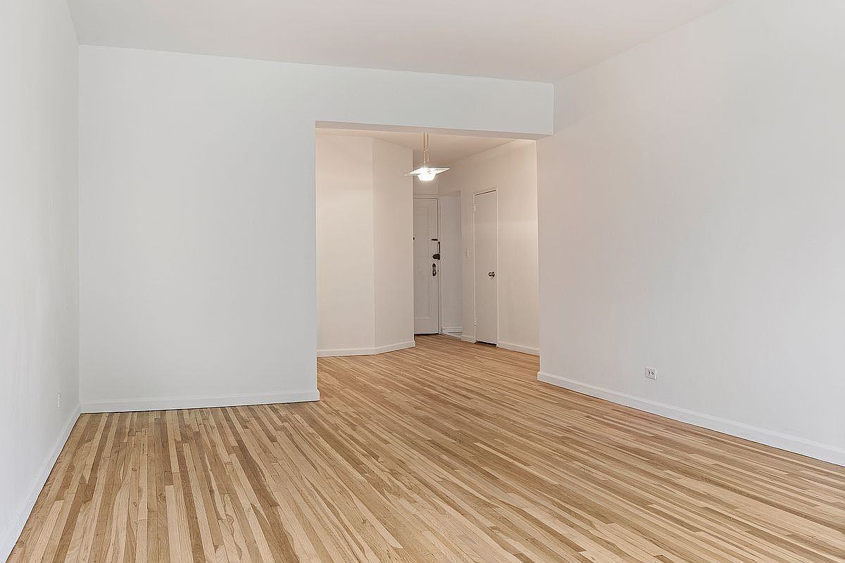 640 W 231st St #6F - Photo 6 of 13