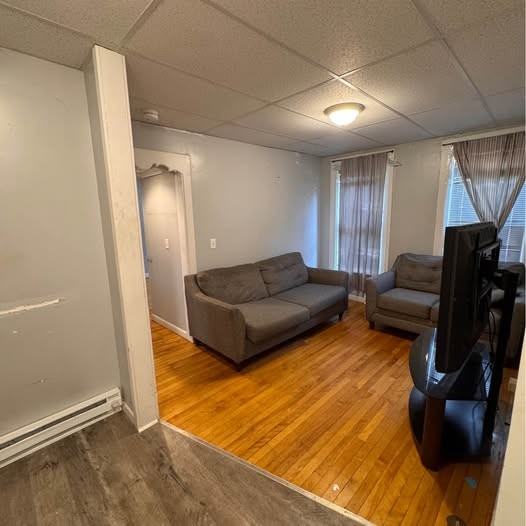 213 Lincoln St #1R - Photo 2 of 9