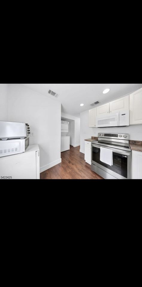 39 Atno Avenue #2 - Photo 6 of 27