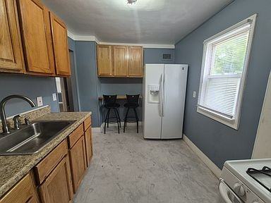 3634 Alvina Avenue - Photo 5 of 9