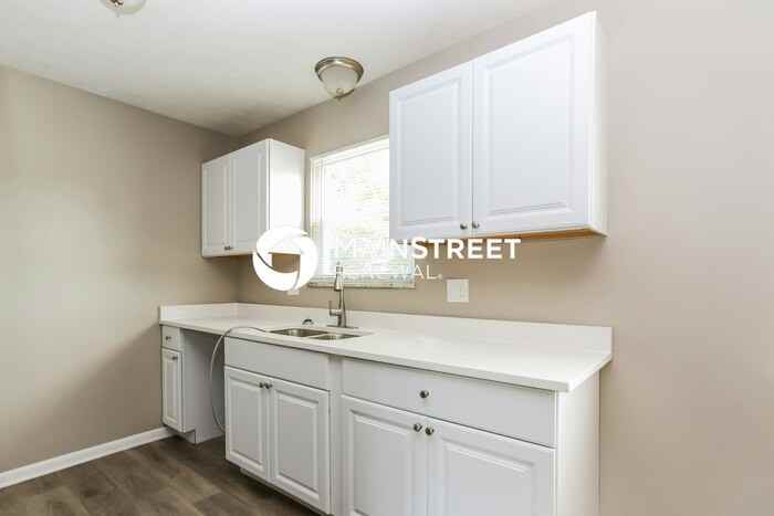 2683 Saint Joseph Ave - Photo 6 of 17